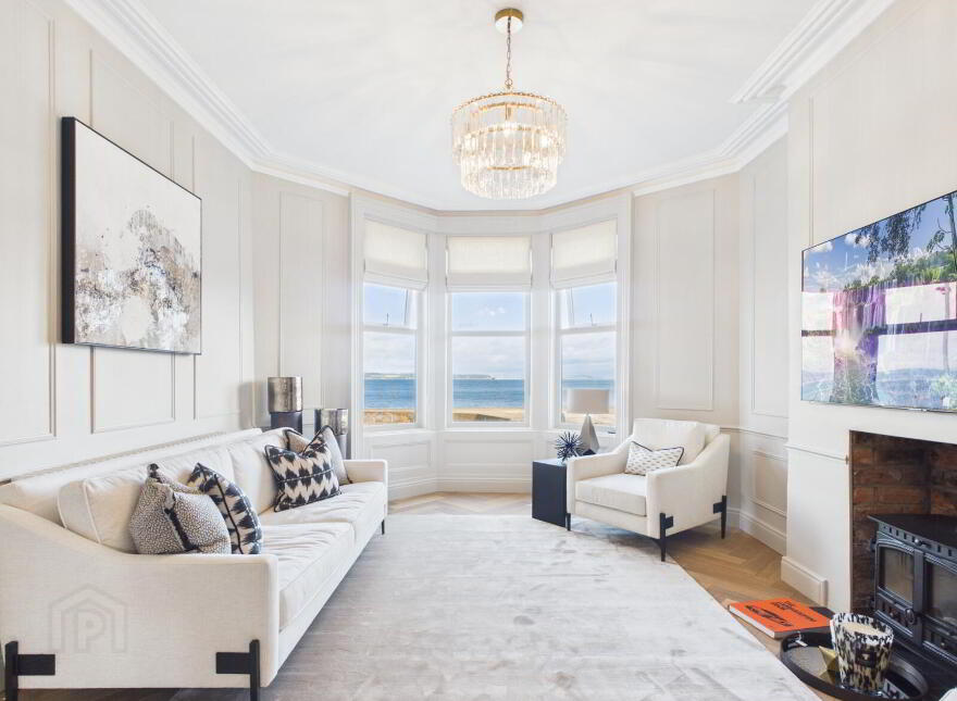 44 Seacliff Road, Bangor, BT20 5EZ