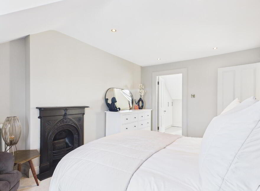44 Seacliff Road, Bangor, BT20 5EZ