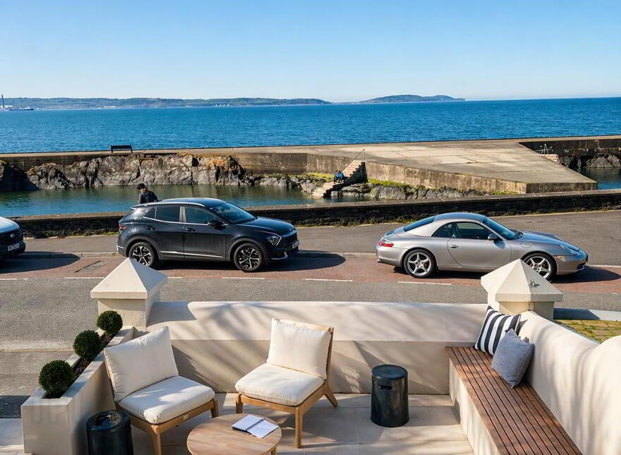 44 Seacliff Road, Bangor, BT20 5EZ