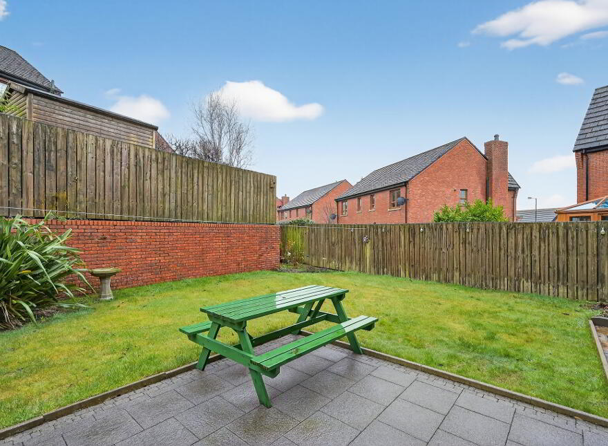 4 Brooke Hall Avenue, Belfast, BT8 6WE