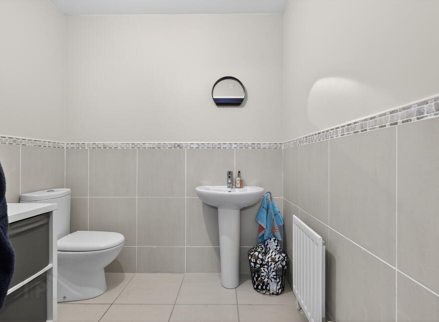 4 Brooke Hall Avenue, Belfast, BT8 6WE