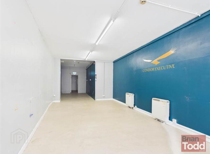 17 Dunluce Street, Larne, BT40 1JG