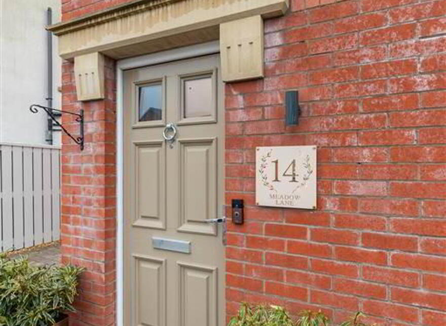 14 Meadow Lane, Lisburn, BT28 3RL