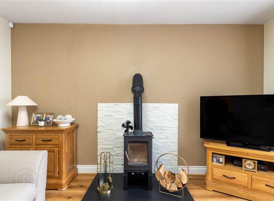14 Meadow Lane, Lisburn, BT28 3RL
