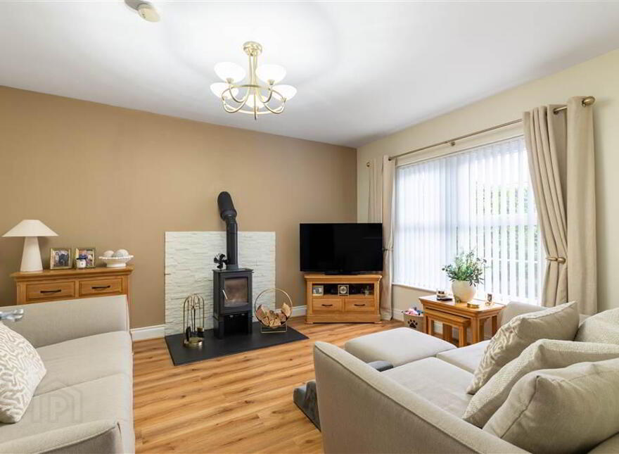 14 Meadow Lane, Lisburn, BT28 3RL