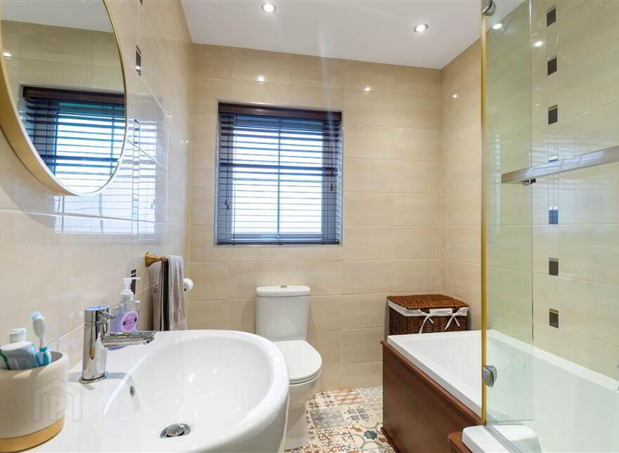 14 Meadow Lane, Lisburn, BT28 3RL