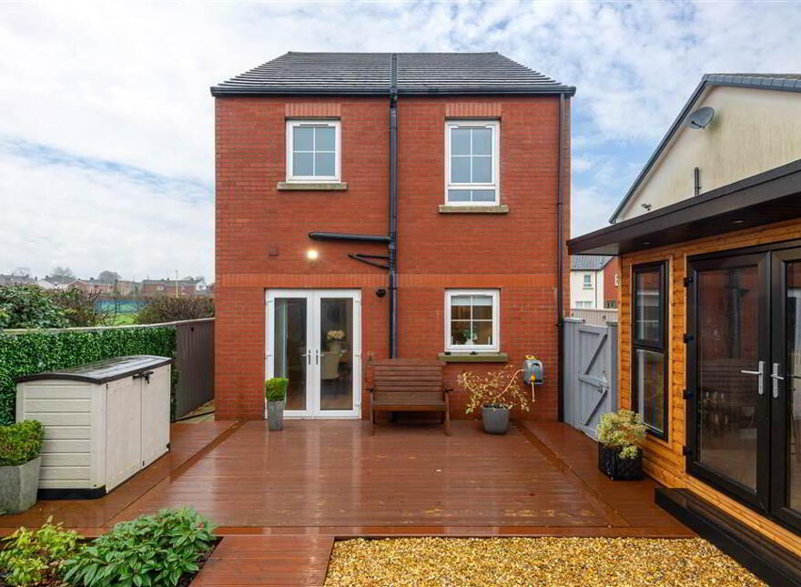 14 Meadow Lane, Lisburn, BT28 3RL