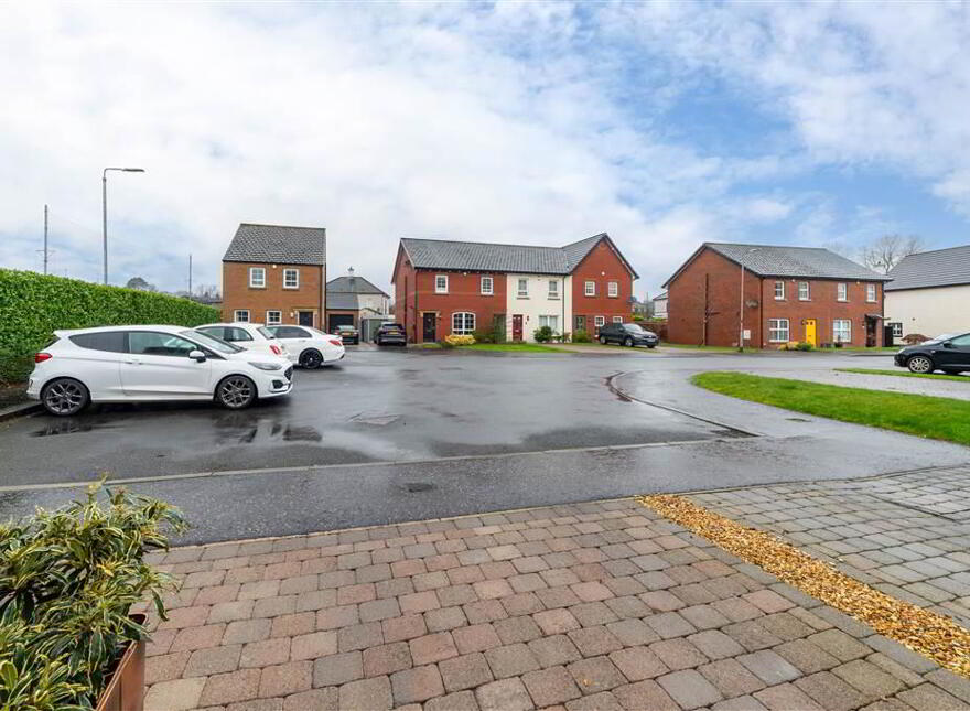 14 Meadow Lane, Lisburn, BT28 3RL