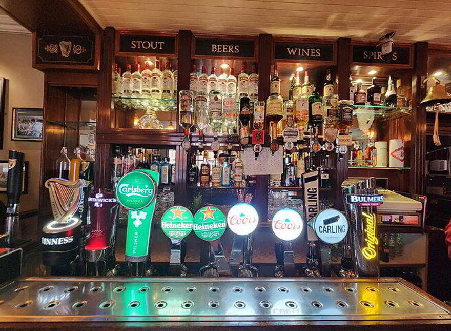 Landy's Irish Harp, 19 Irish Street, Ardee, A92WN84