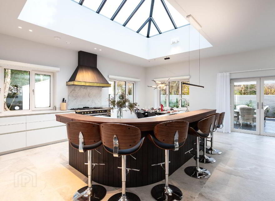 Glenbrook House, Adrigole, P75W899