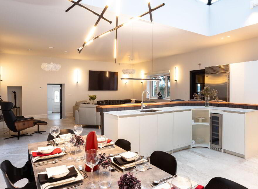 Glenbrook House, Adrigole, P75W899