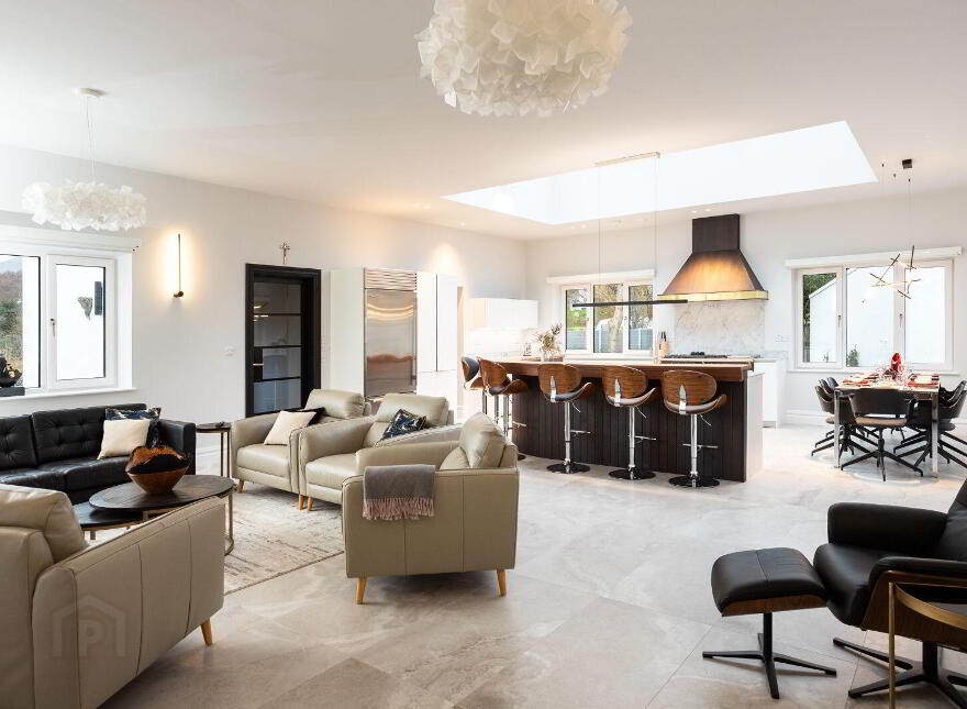 Glenbrook House, Adrigole, P75W899