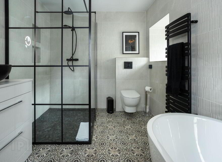 Glenbrook House, Adrigole, P75W899