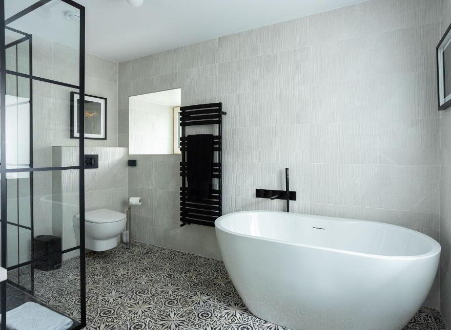 Glenbrook House, Adrigole, P75W899
