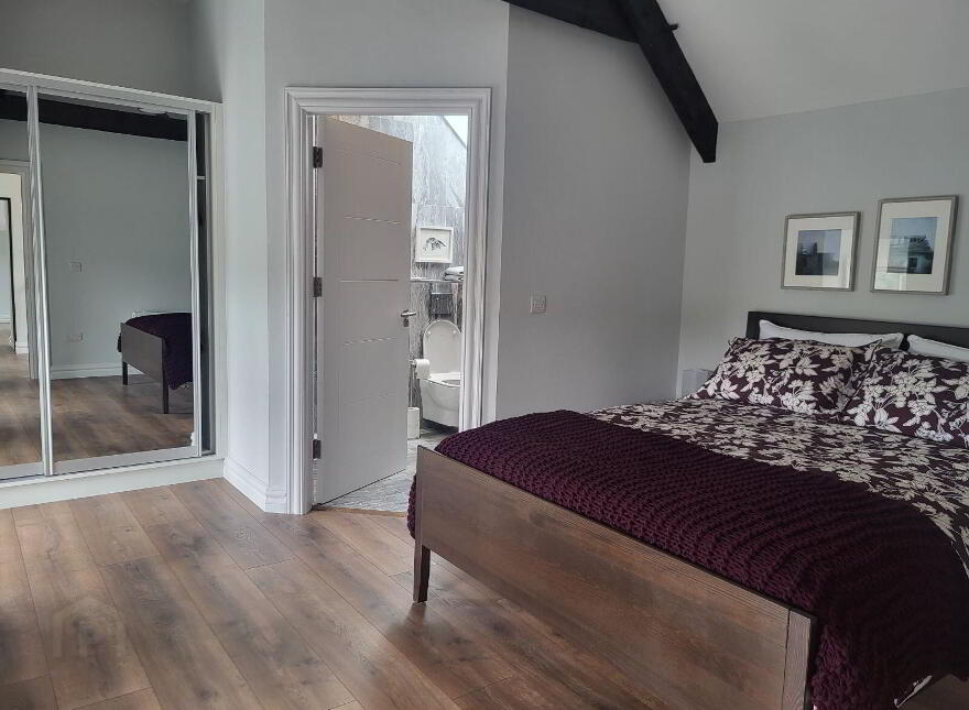 Glenbrook House, Adrigole, P75W899