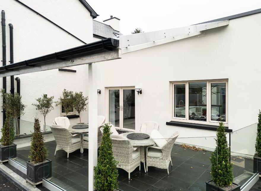 Glenbrook House, Adrigole, P75W899