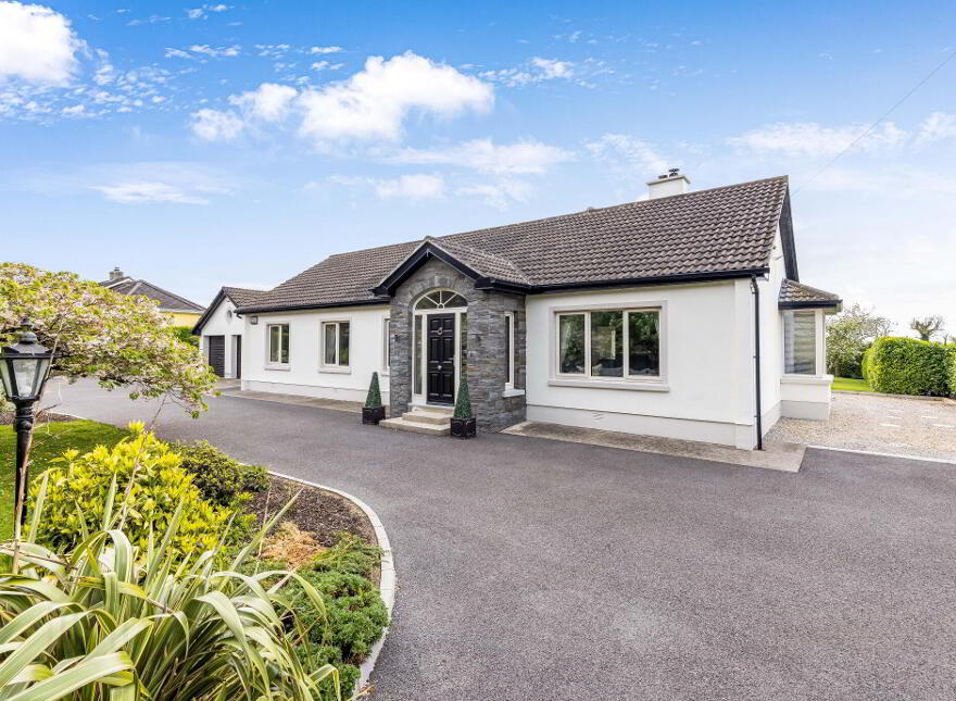 Readstown, Summerhill Road, Laracor, C15KX43