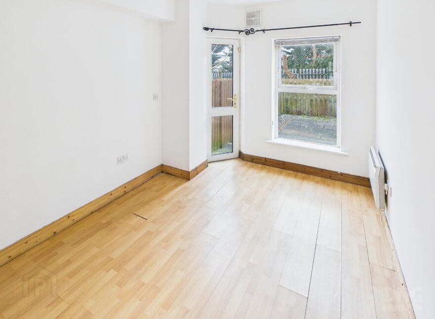 2B Clonmullen Hall, Edenderry, R45EN23