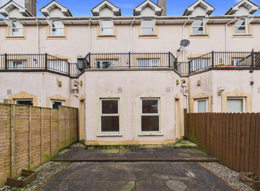2B Clonmullen Hall, Edenderry, R45EN23