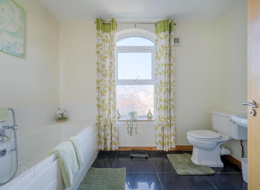 5 Shandon Close, Bangor, BT20 5GZ