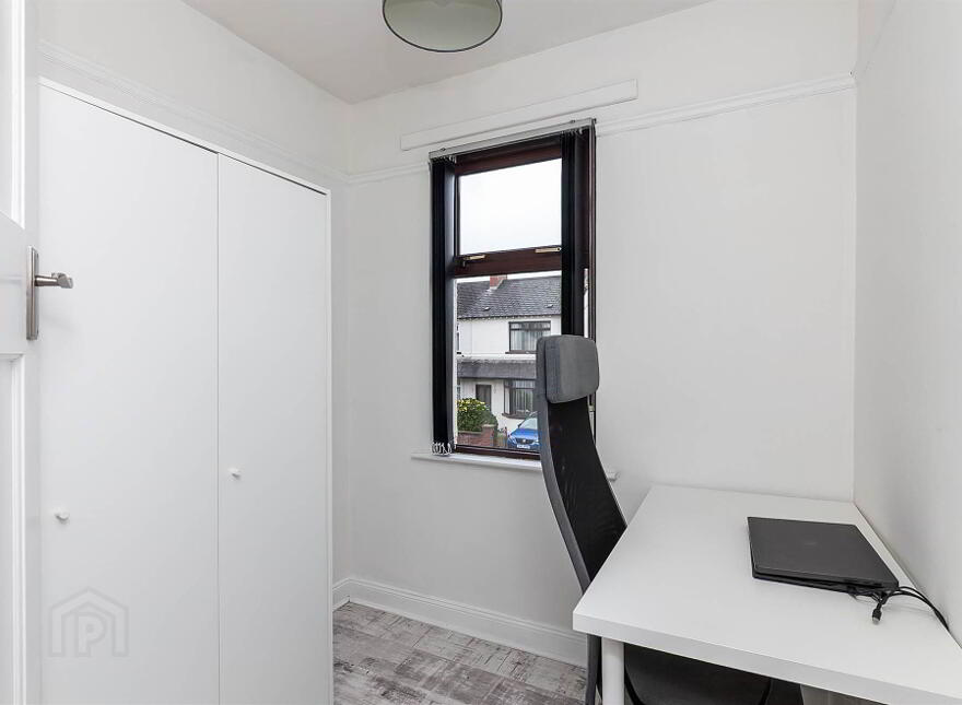 20 Ulster Avenue, Dunmurry, Belfast, BT17 9BN