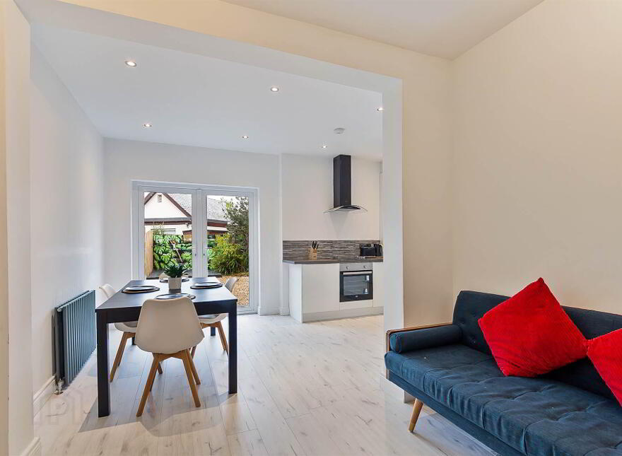 20 Ulster Avenue, Dunmurry, Belfast, BT17 9BN