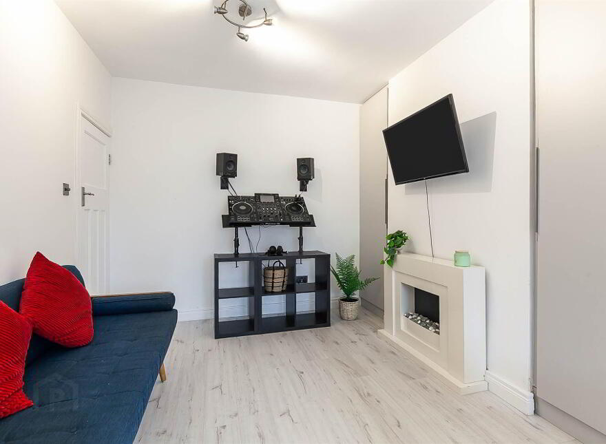 20 Ulster Avenue, Dunmurry, Belfast, BT17 9BN