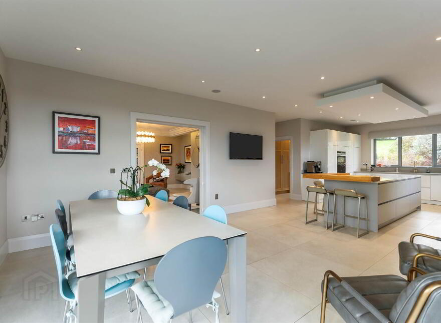 17 Fort Road, Ballylesson, Belfast, BT8 8LX