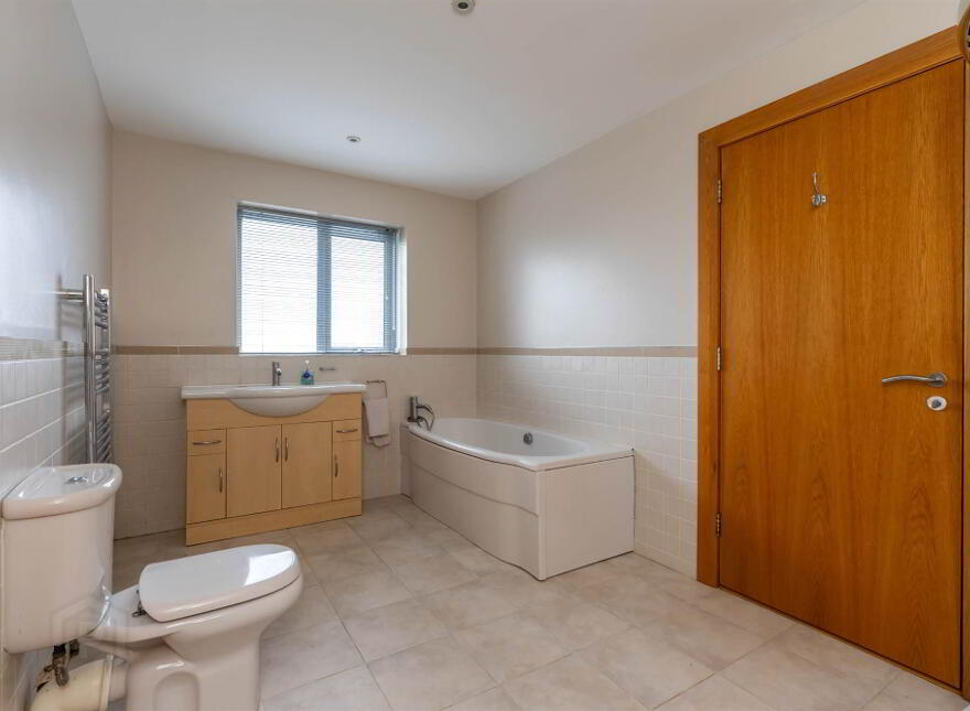 17 Fort Road, Ballylesson, Belfast, BT8 8LX