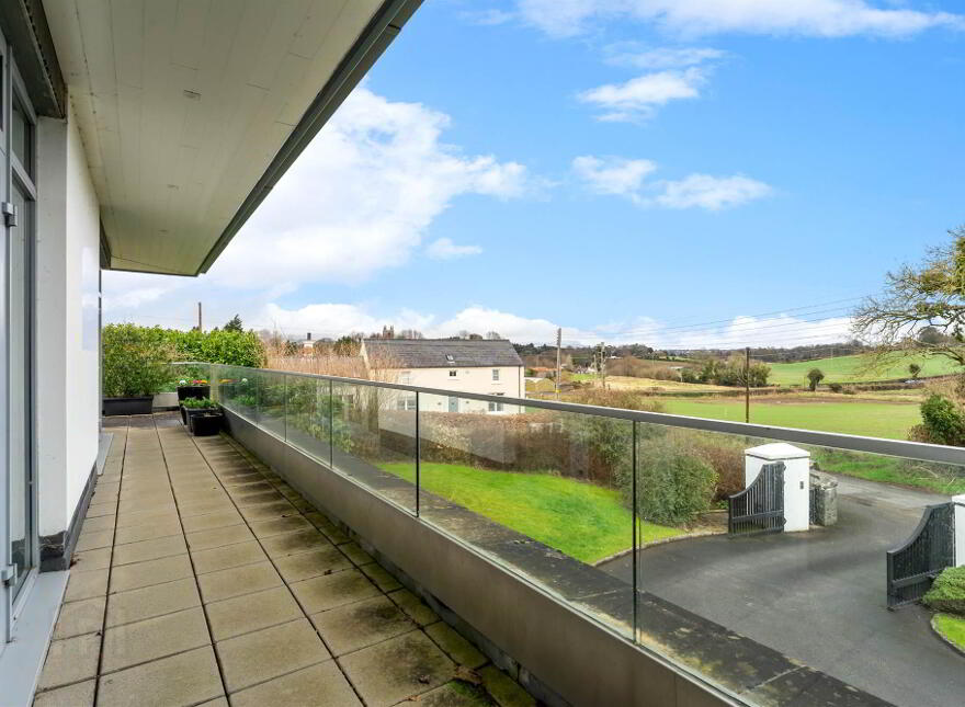 17 Fort Road, Ballylesson, Belfast, BT8 8LX