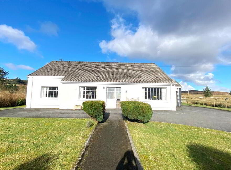 Willowdene, Fintown, F94D597