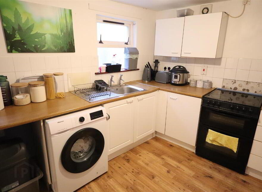 17 Windsor Avenue, Whitehead, Carrickfergus, BT38 9RX
