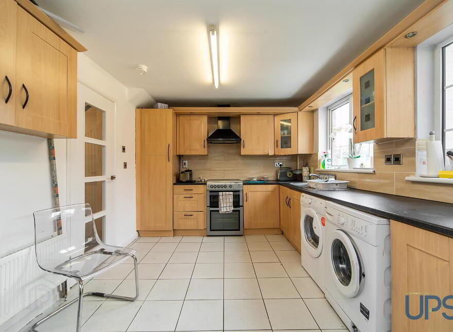 33 Lake Glen Drive, Andersonstown, Belfast, BT11 8TF