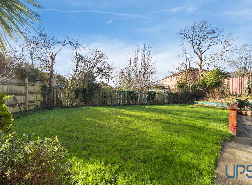 33 Lake Glen Drive, Andersonstown, Belfast, BT11 8TF