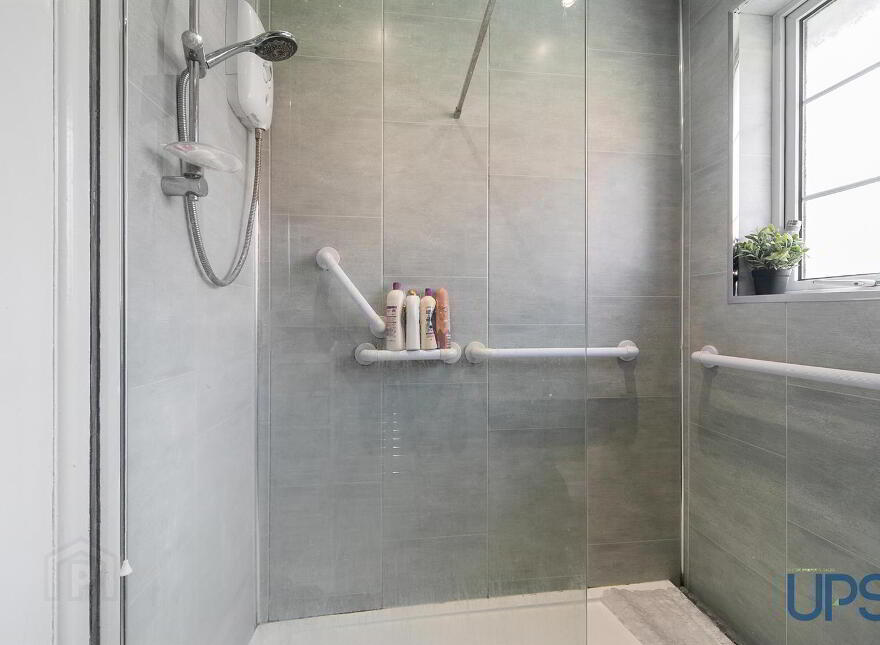 33 Lake Glen Drive, Andersonstown, Belfast, BT11 8TF