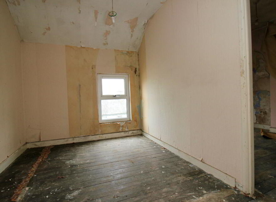 47 Church St, Portadown, BT62 3EU
