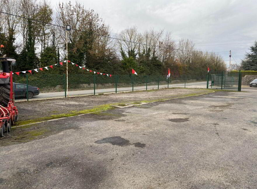 Perry`s Garage, Athy, R14TX01