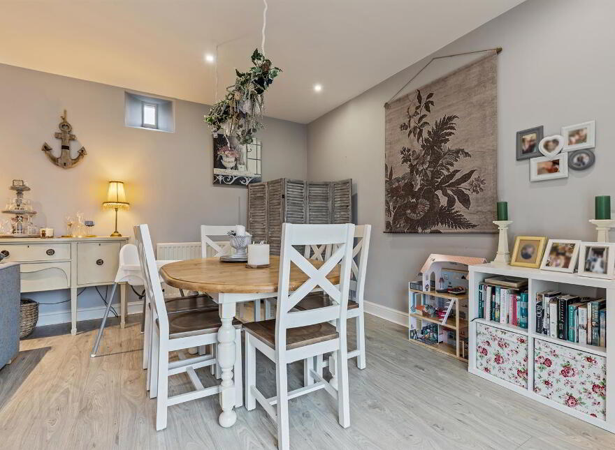 5 Manor Farm Court, Donaghadee, BT21 0FF