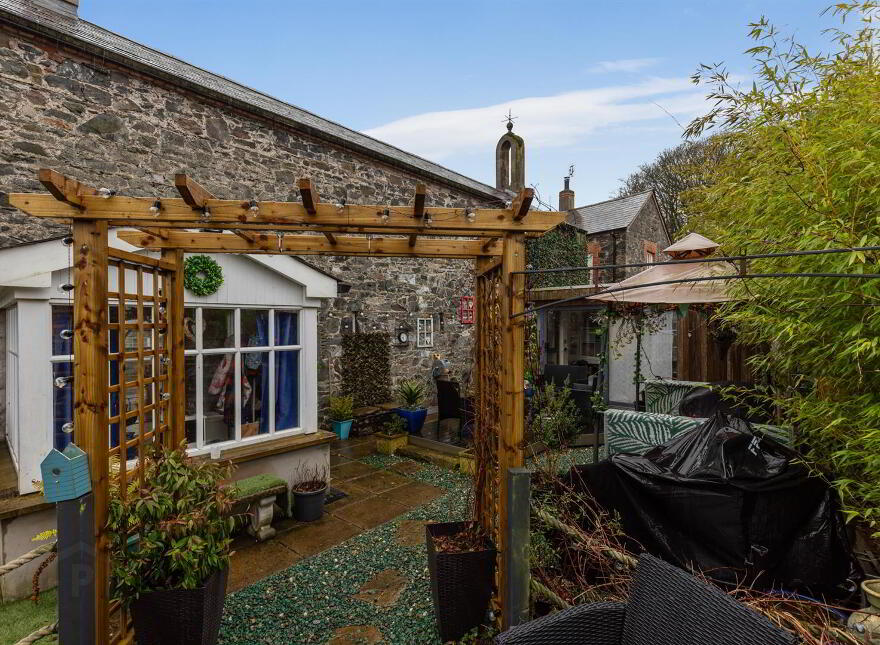 5 Manor Farm Court, Donaghadee, BT21 0FF