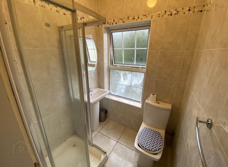 Clare Street, Ballyhaunis, F35W992
