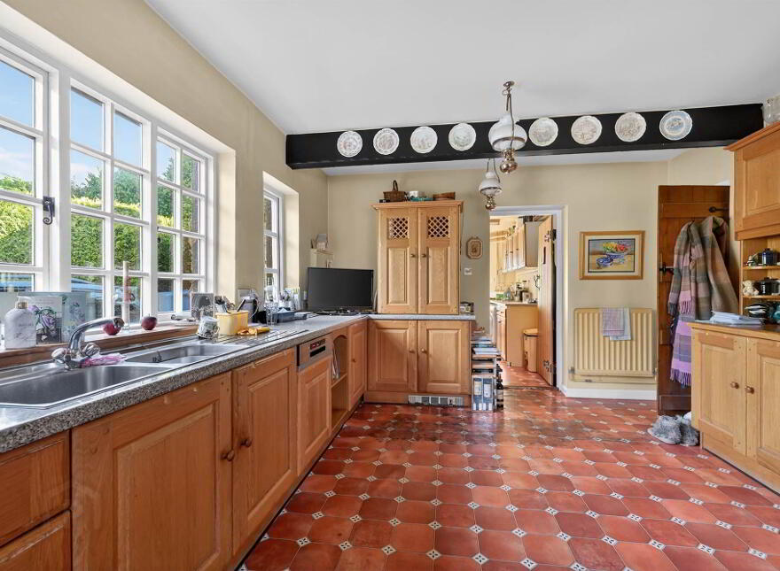31 Ballygrainey Road, Holywood, BT18 0HE