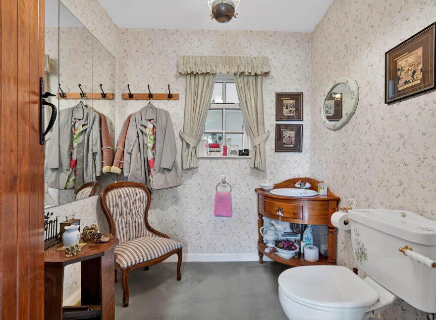 31 Ballygrainey Road, Holywood, BT18 0HE