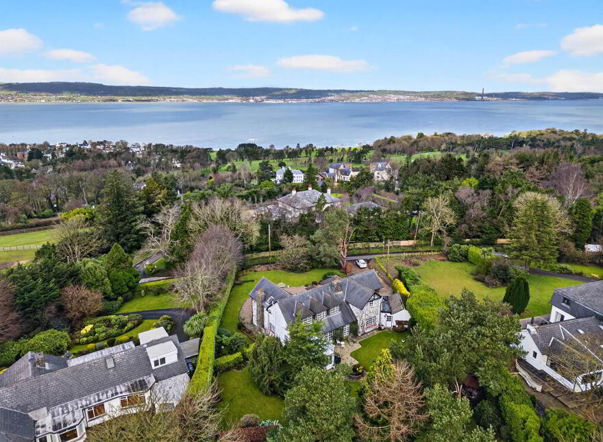 31 Ballygrainey Road, Holywood, BT18 0HE