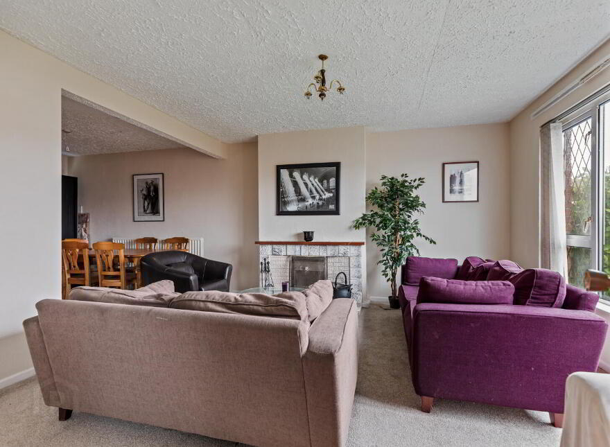 18 Dermott Drive, Comber, Newtownards, BT23 5JG