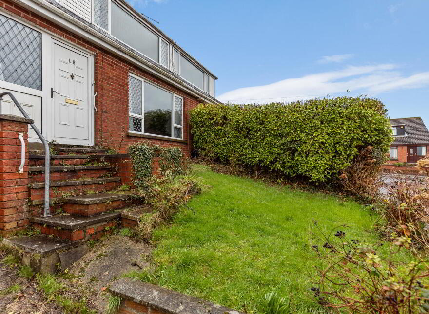 18 Dermott Drive, Comber, Newtownards, BT23 5JG