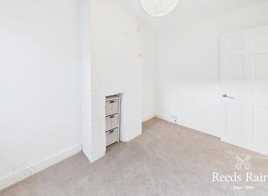 24 Kilburn Street, Donegall Road, Belfast, BT12 6JS