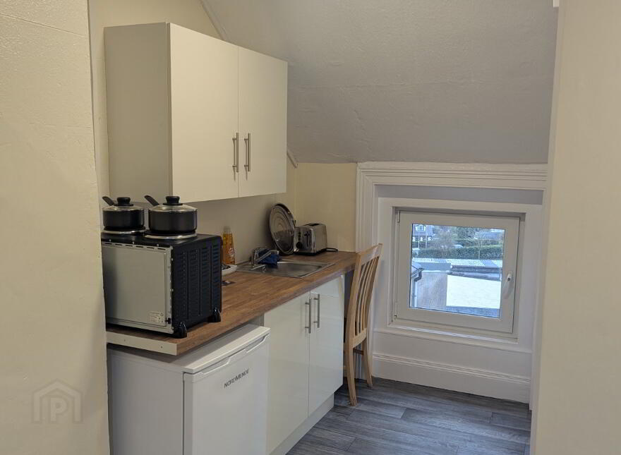 Unit B, 19 Church Street, Dungannon, BT71 6AB
