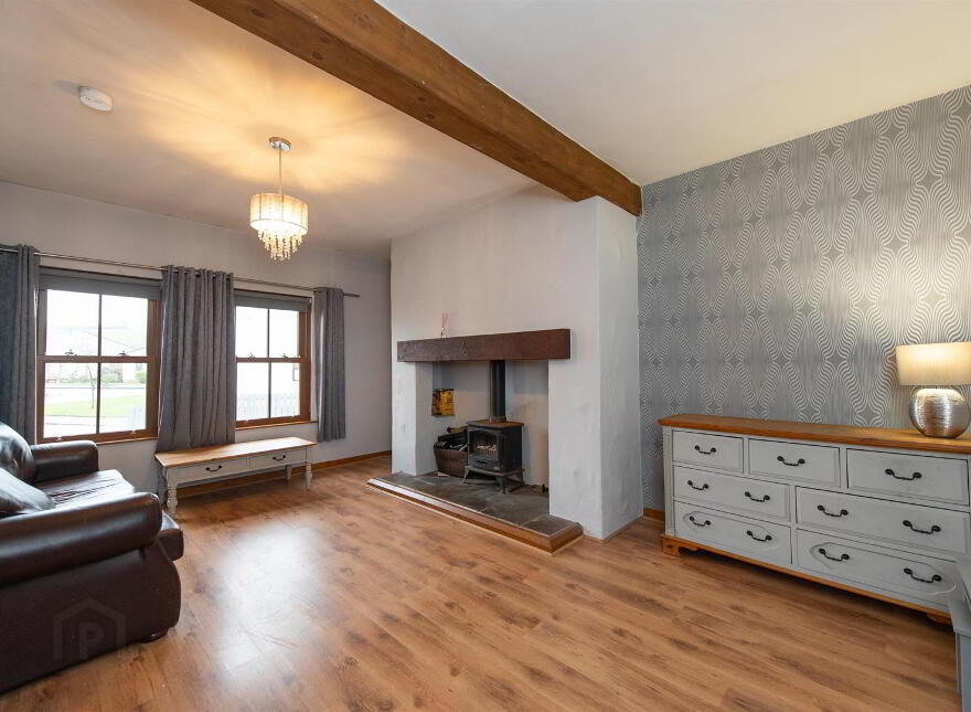 9 Oakwood Heights, Carryduff, Belfast, BT8 8SP