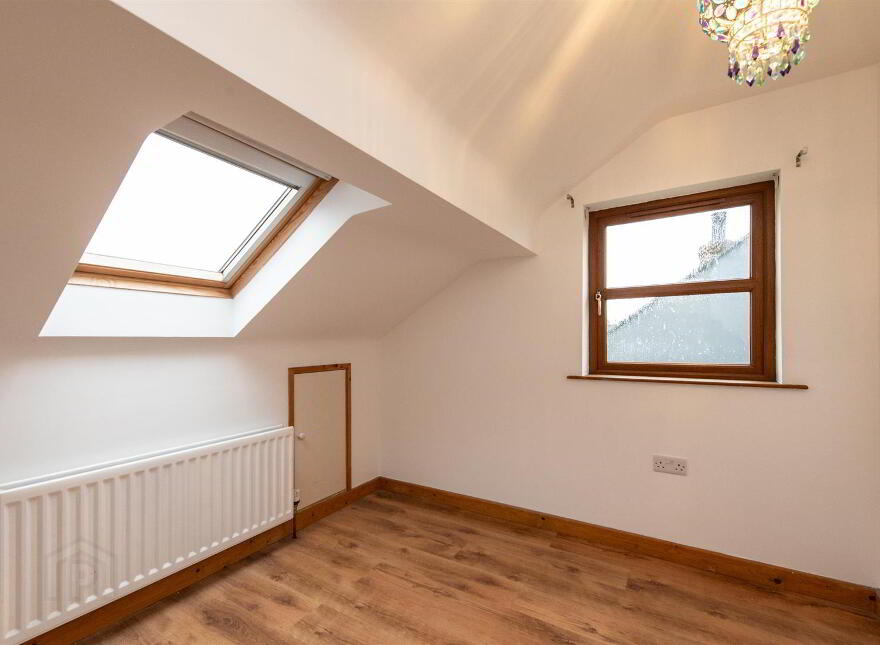 9 Oakwood Heights, Carryduff, Belfast, BT8 8SP