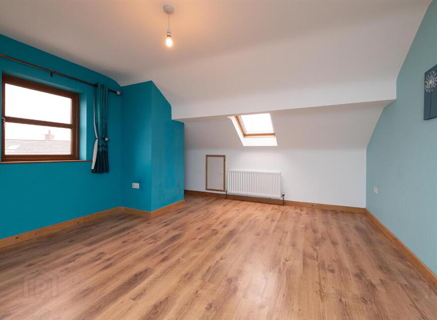 9 Oakwood Heights, Carryduff, Belfast, BT8 8SP